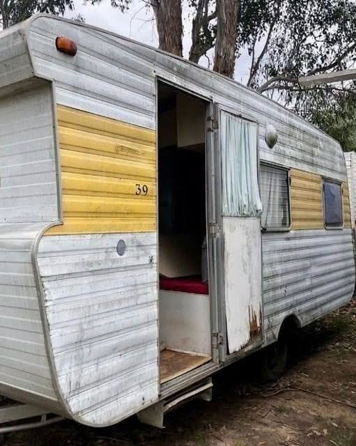 Kind people gave a homeless woman an old trailer.The woman was so happy to have a home. She turned it into a cozy home in the middle of the forestWow, it turned out to … See more