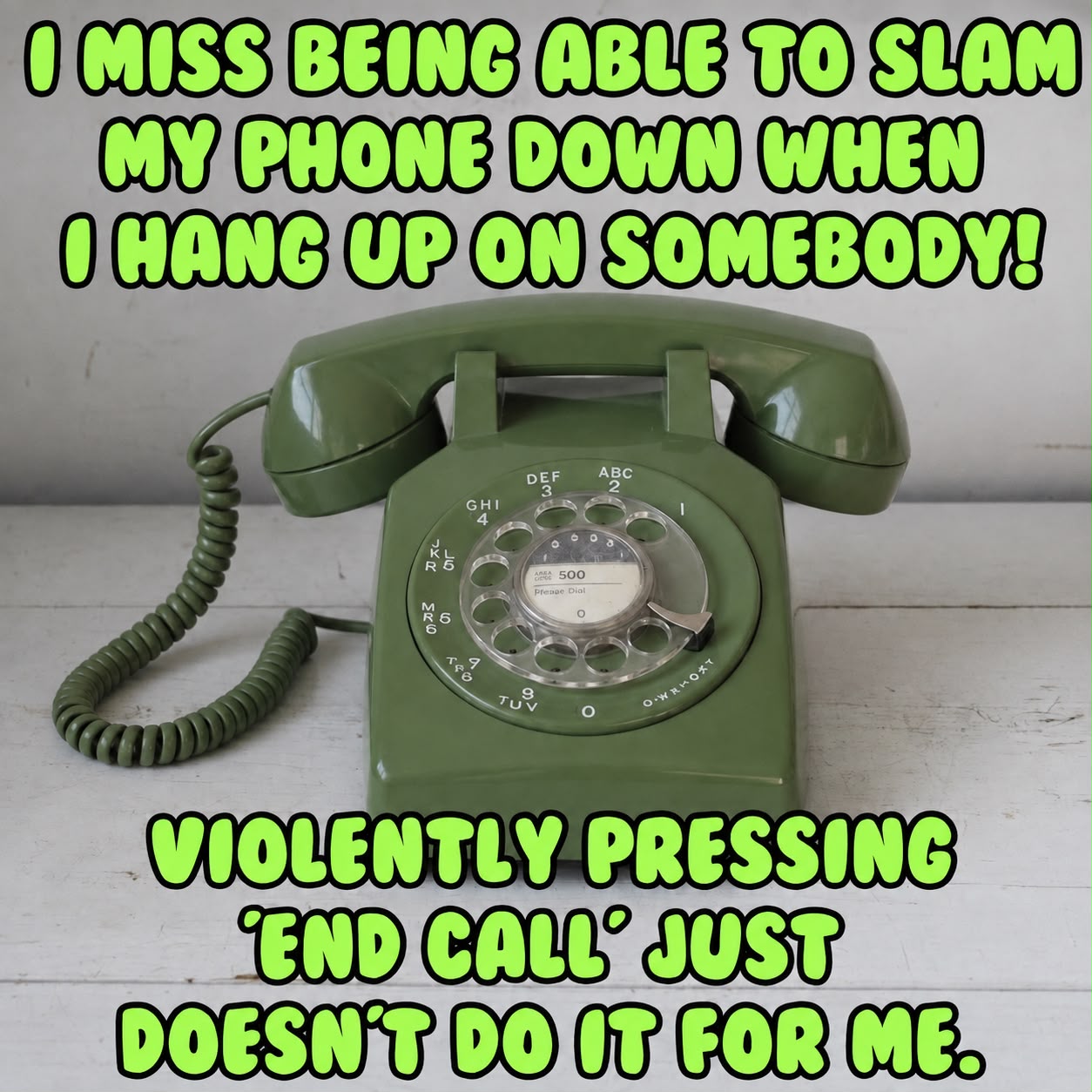 I used to love my flip phone, it gave me great satisfaction to ‘snap’ it shut when hanging up angrily