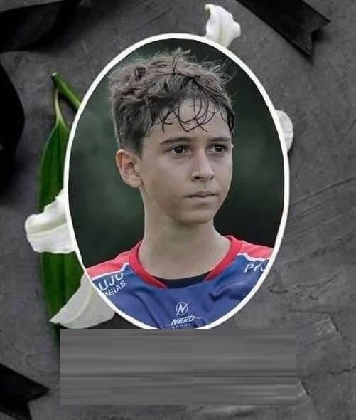 Football Player Just 14 Years Old Dies After Feeling Pain In… See more